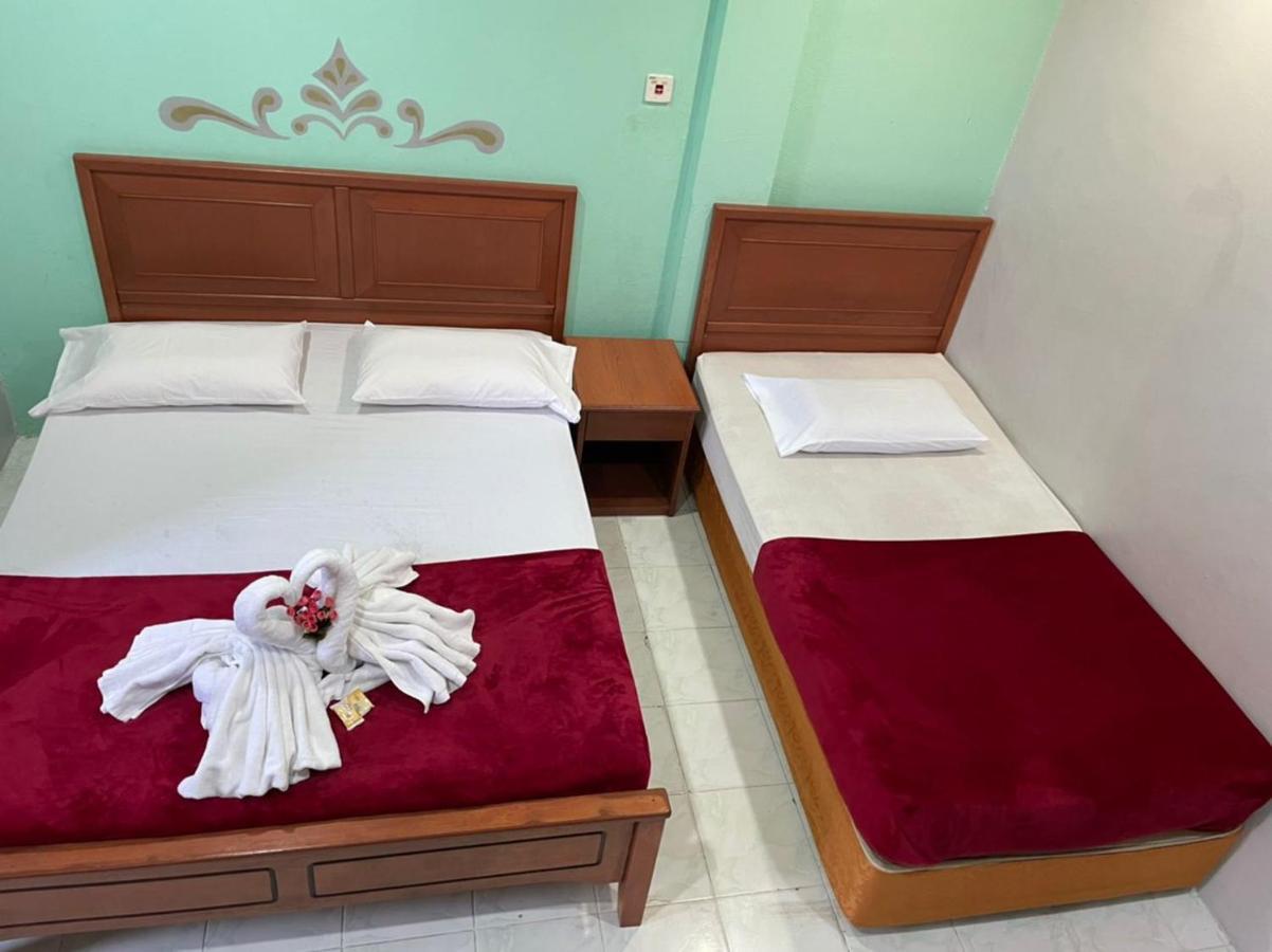 Samudera Hotel Kampung Kuala Besut Exterior foto